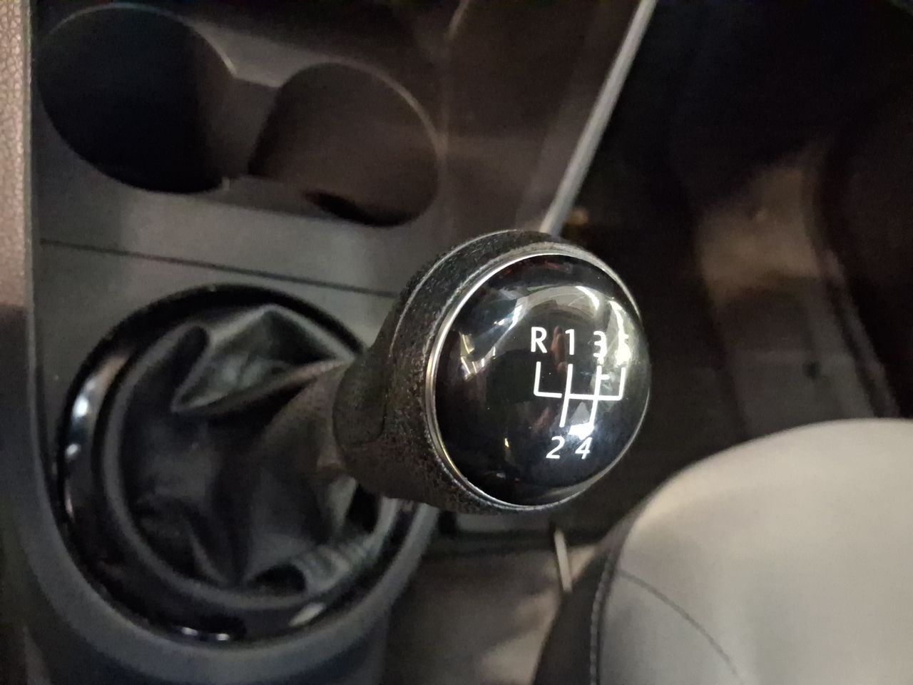 VOLKSWAGEN - 22