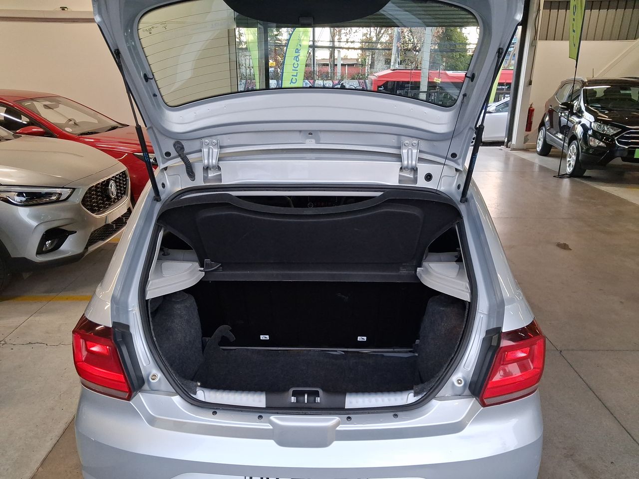 VOLKSWAGEN - 14