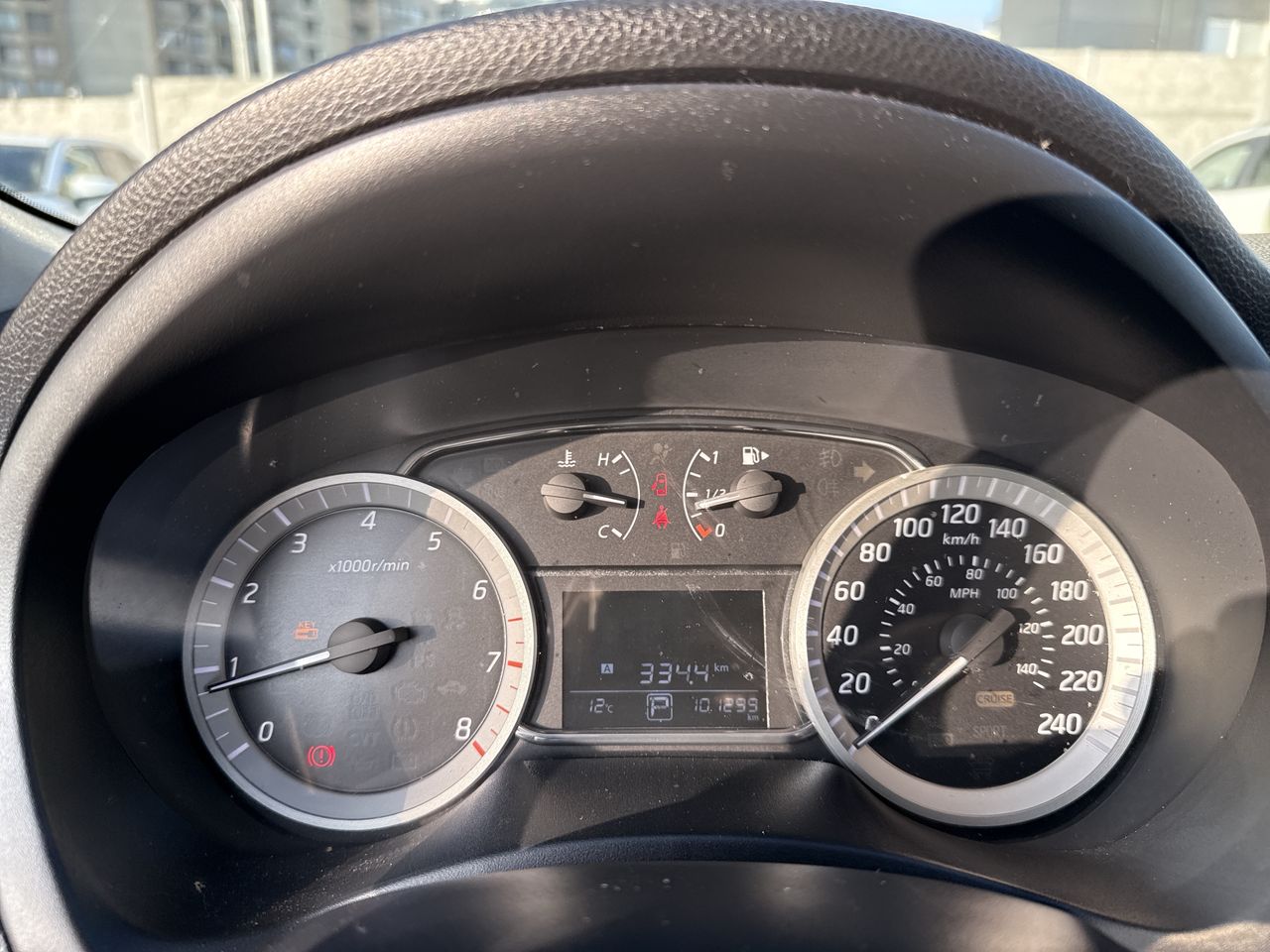 NISSAN - 19