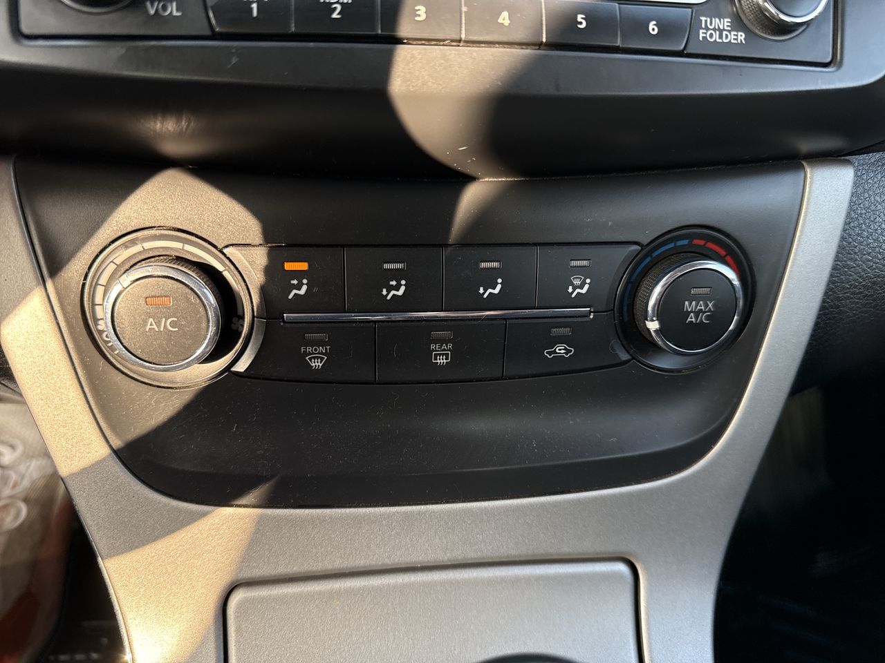 NISSAN - 21