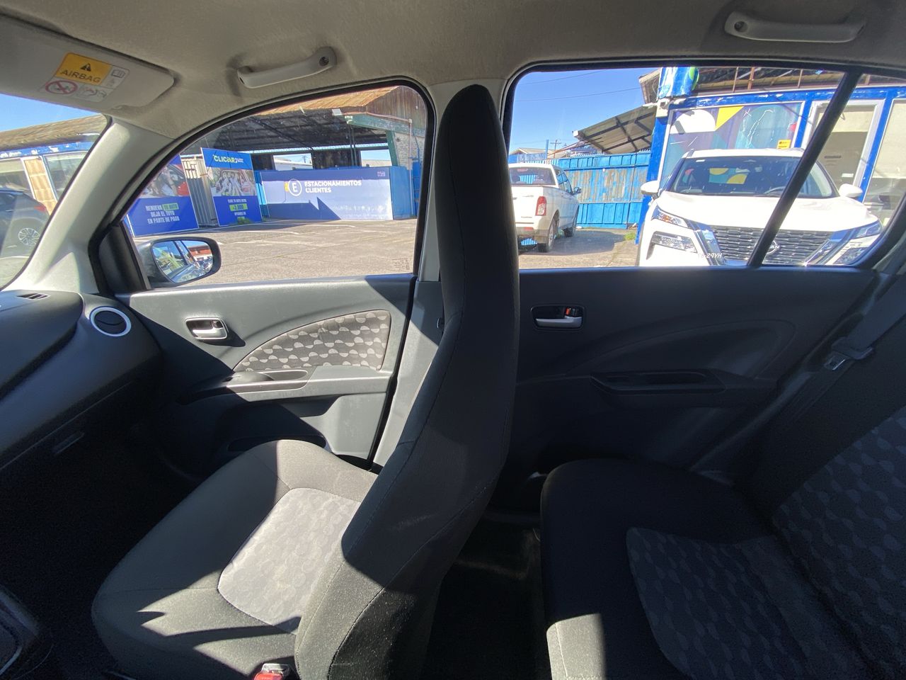 Suzuki Celerio — foto 4 de 26