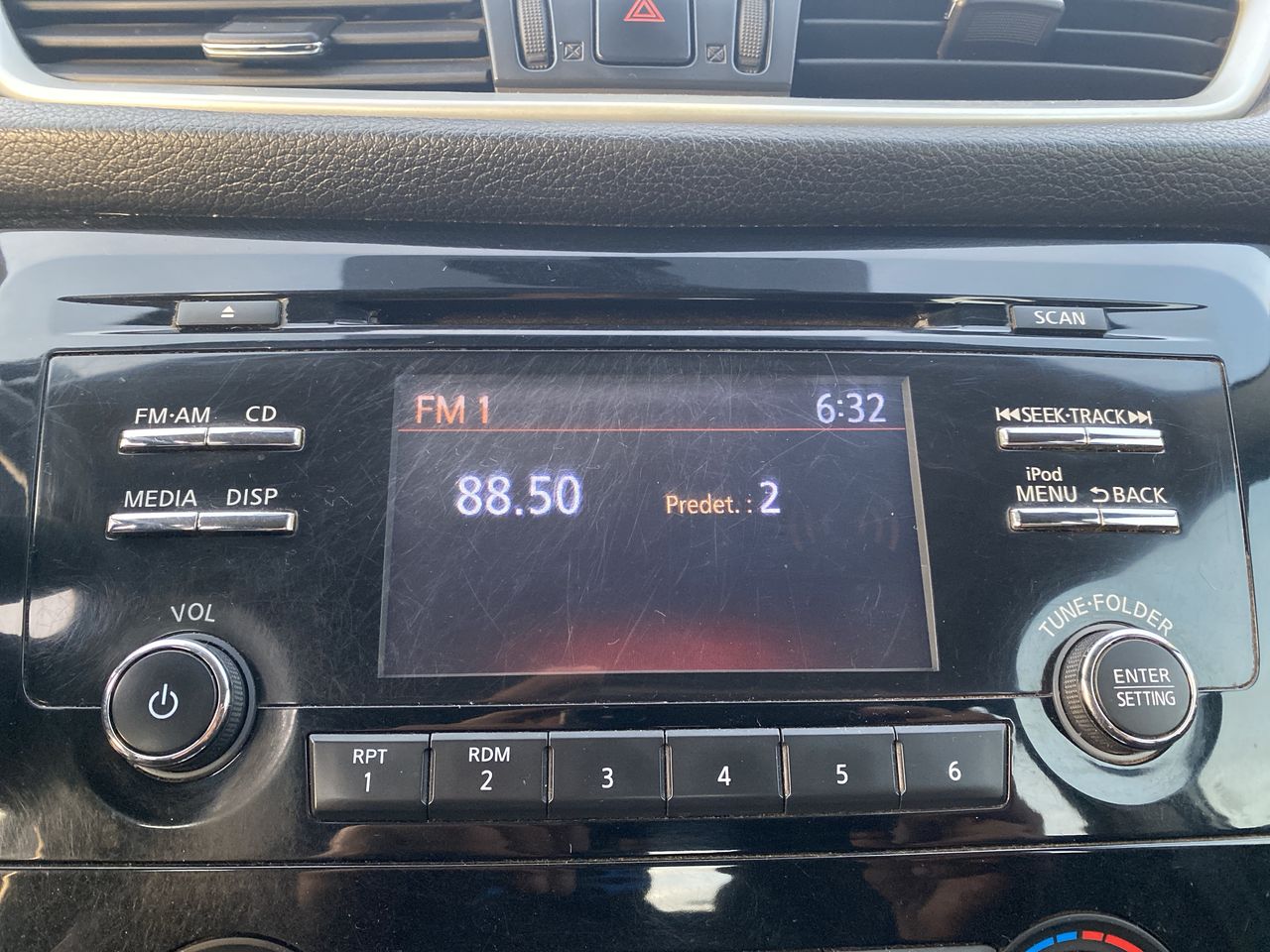 NISSAN - 28