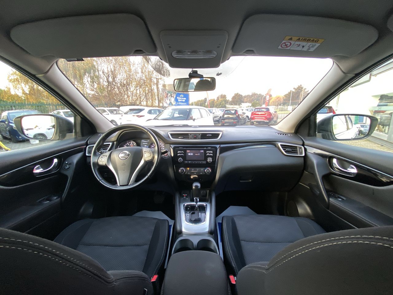 NISSAN - 9