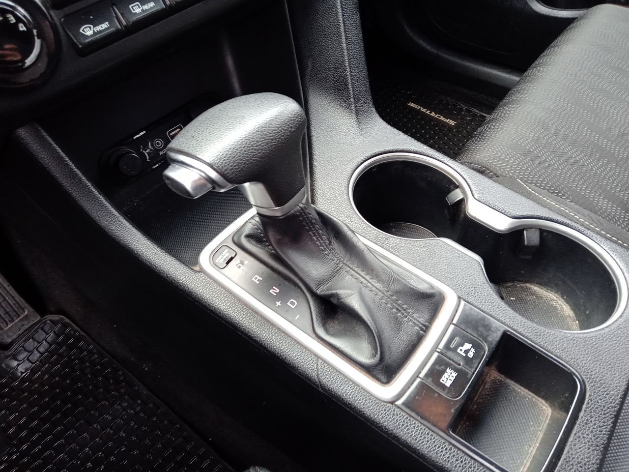 KIA Sportage — foto 21 de 24
