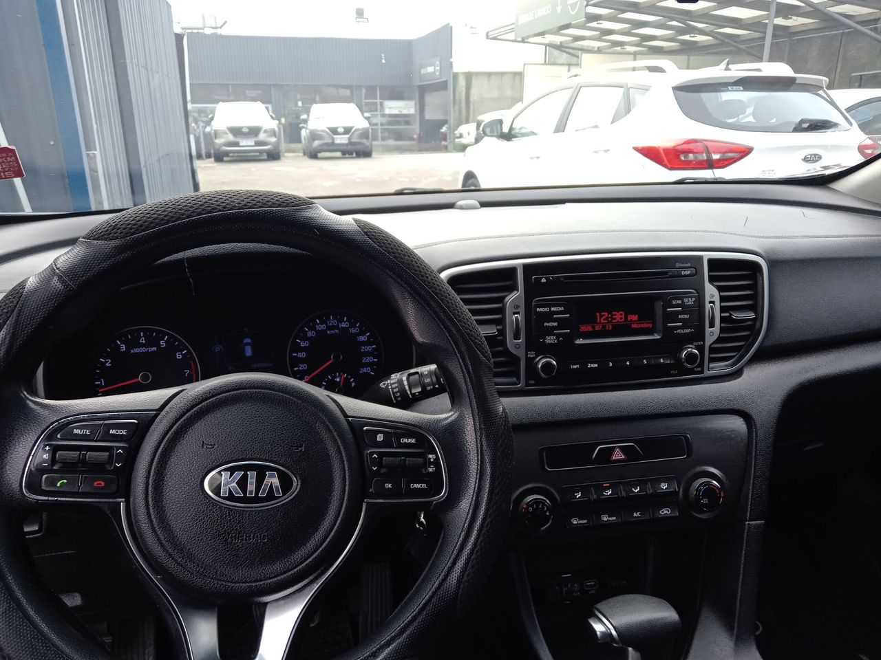 KIA Sportage — foto 22 de 24