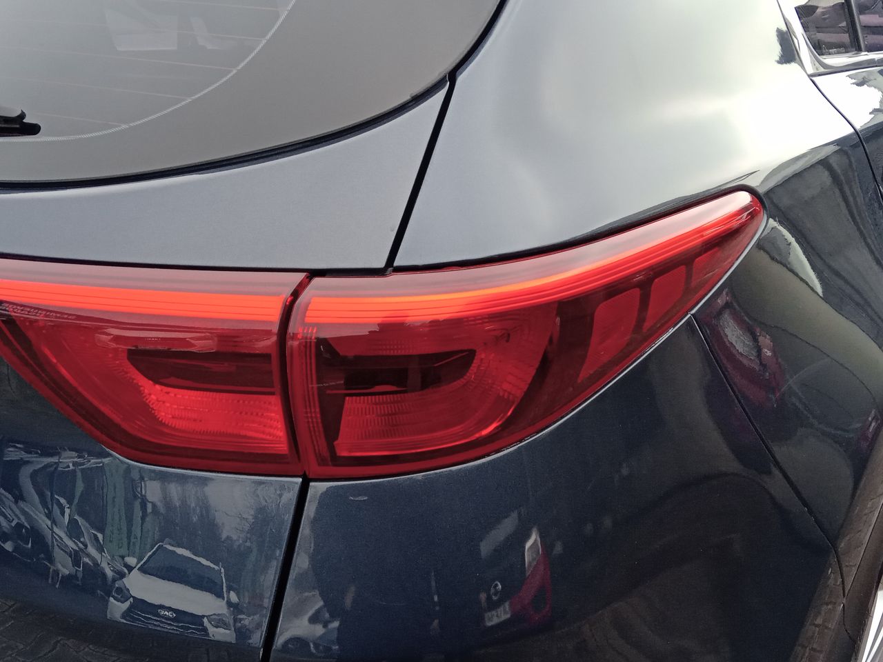 KIA Sportage — foto 11 de 24