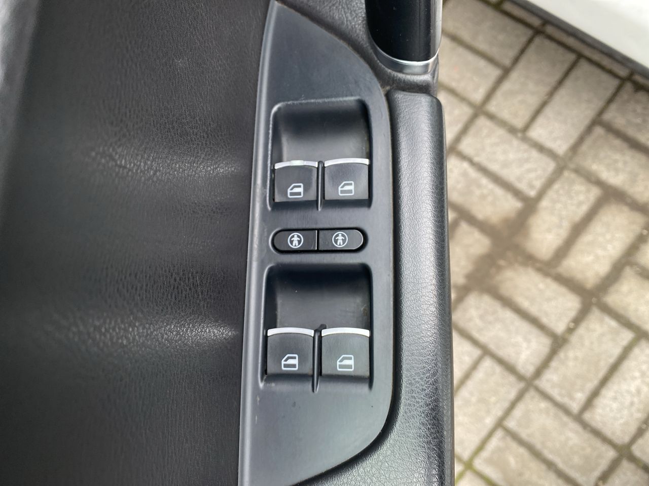 VOLKSWAGEN - 15