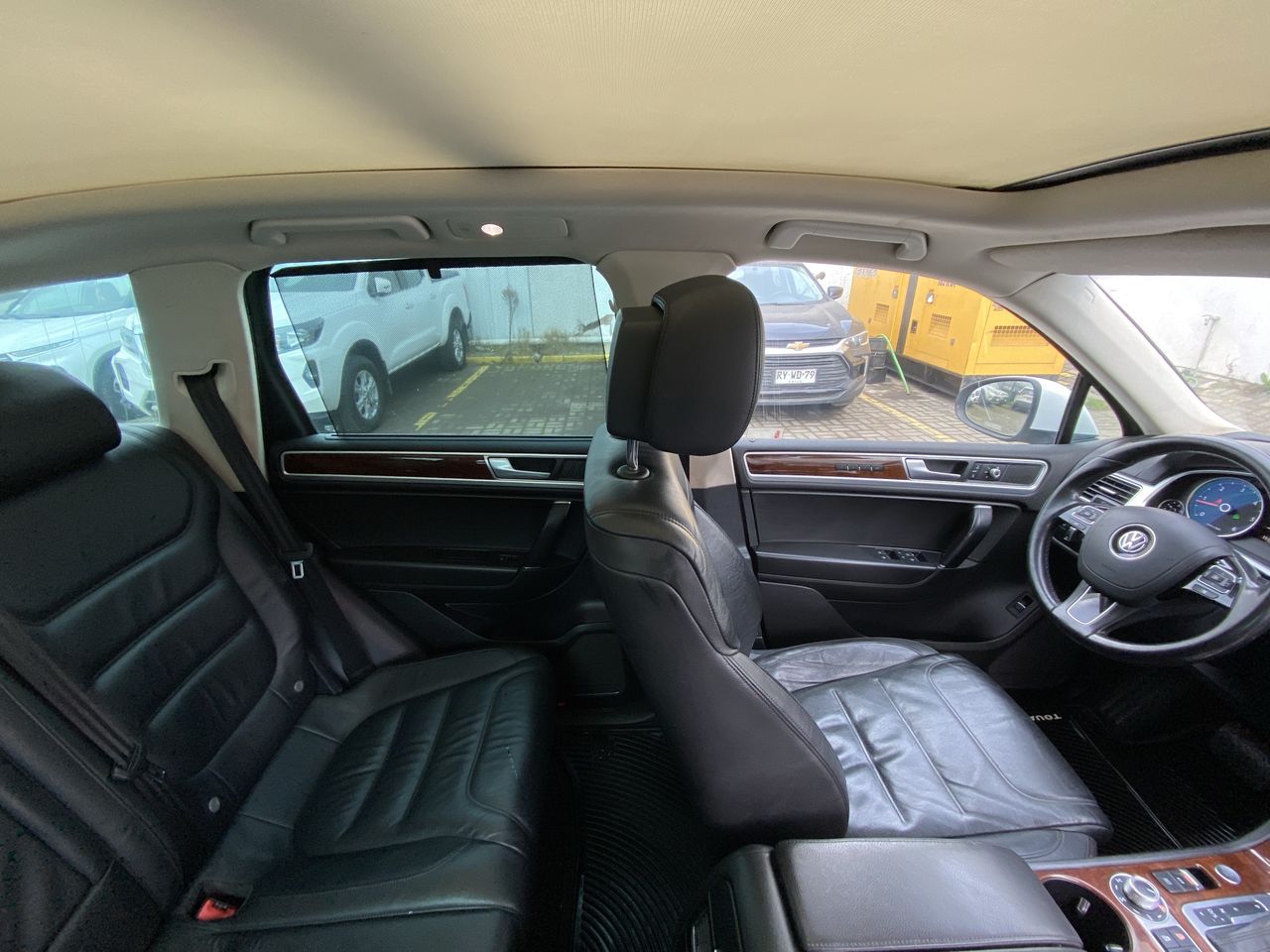 VOLKSWAGEN - 7