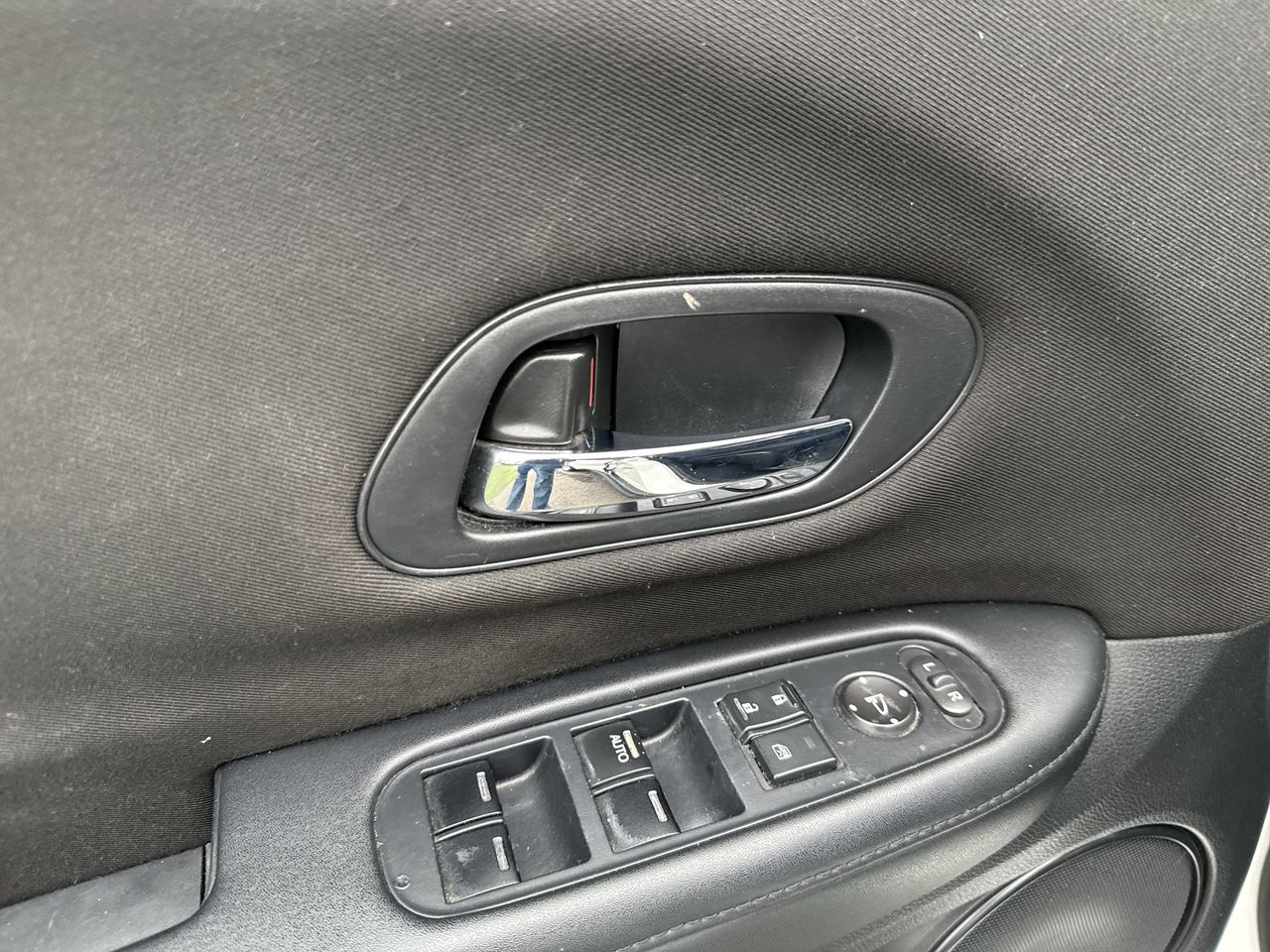 Honda HR-V — foto 14 de 25