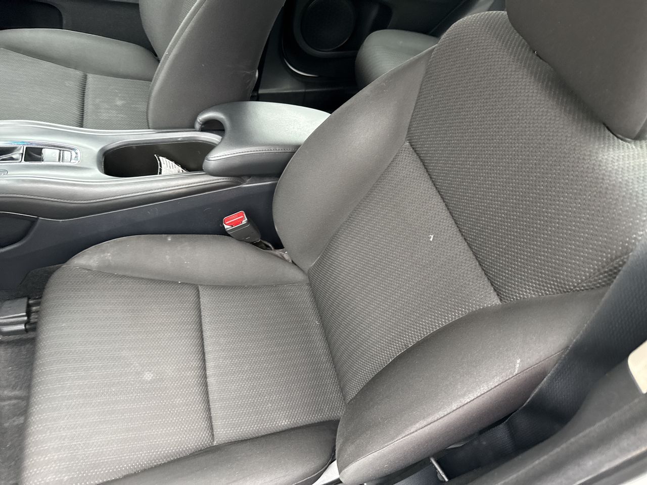 Honda HR-V — foto 16 de 25