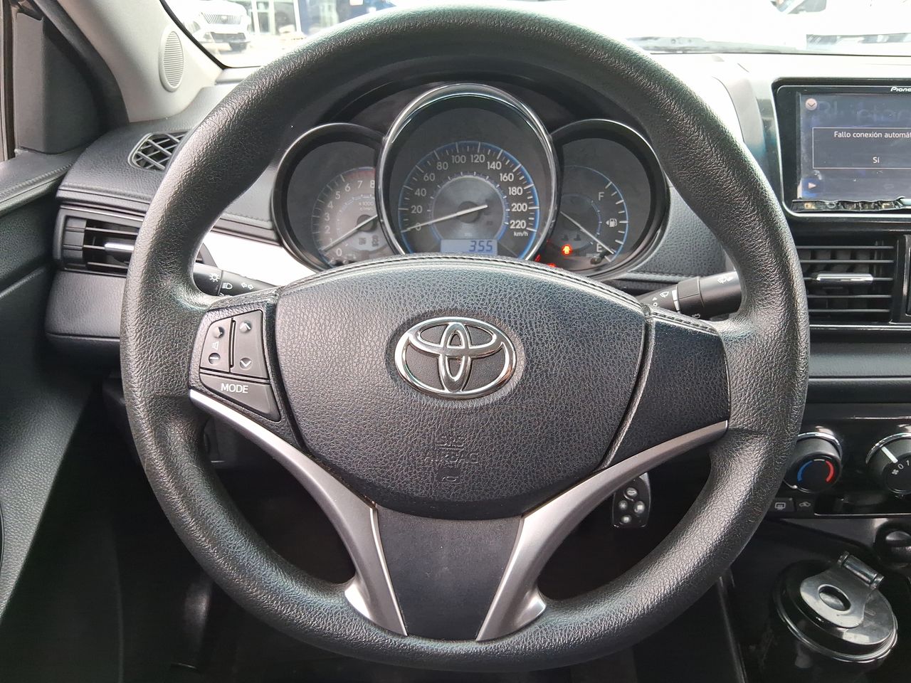 TOYOTA - 25