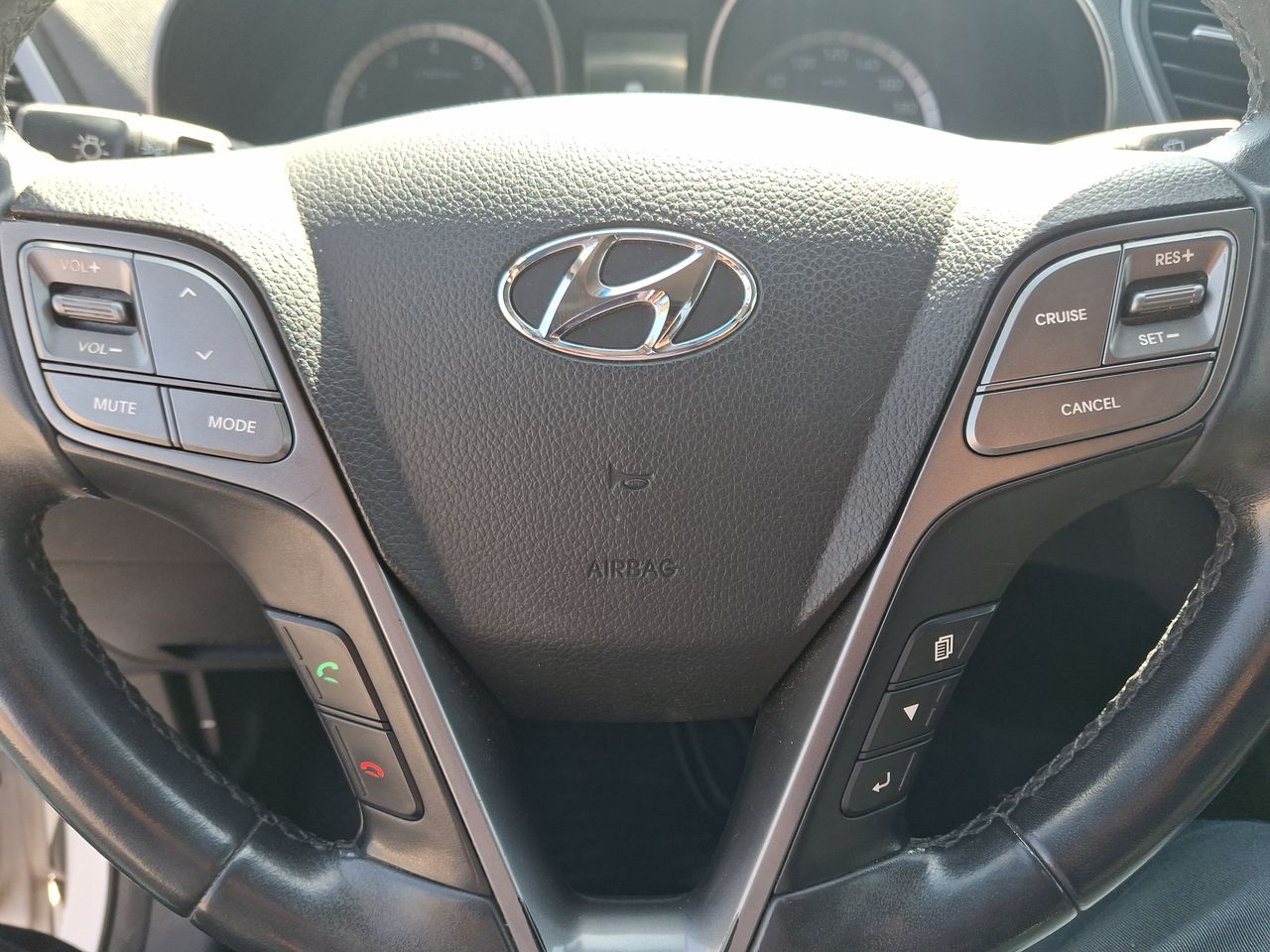 HYUNDAI - 26