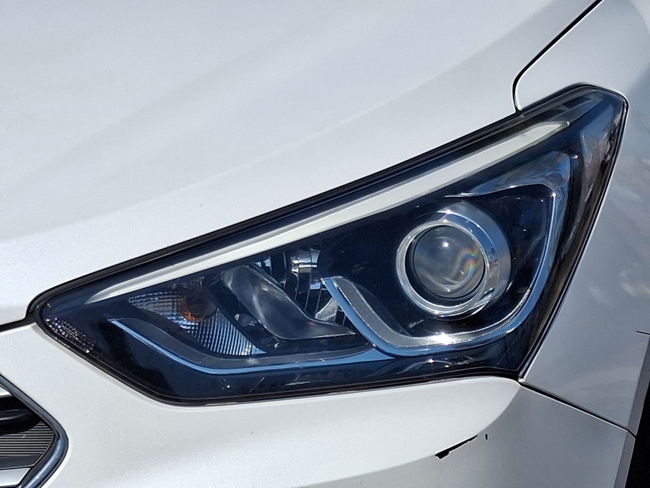 HYUNDAI - 18