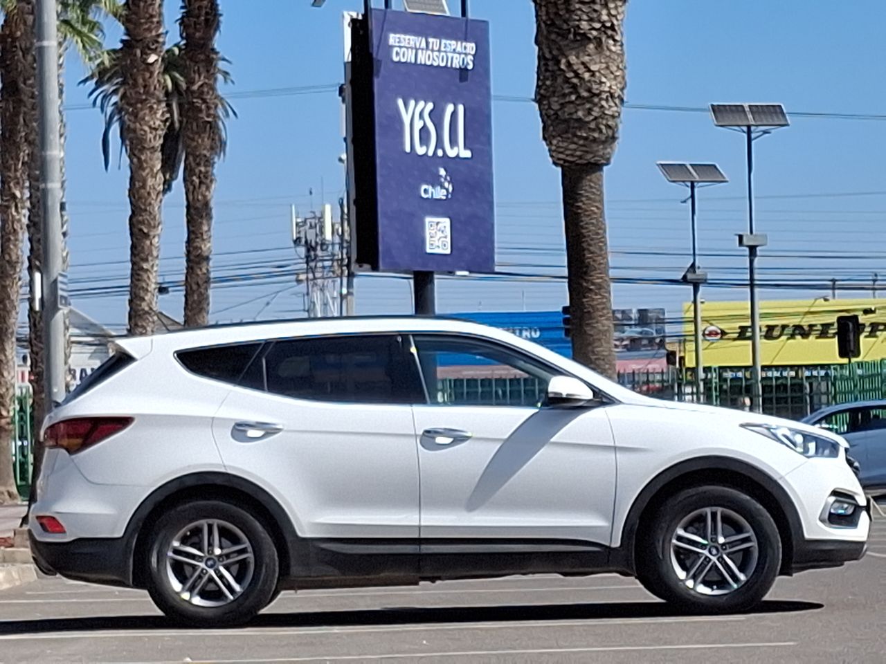 HYUNDAI - 8
