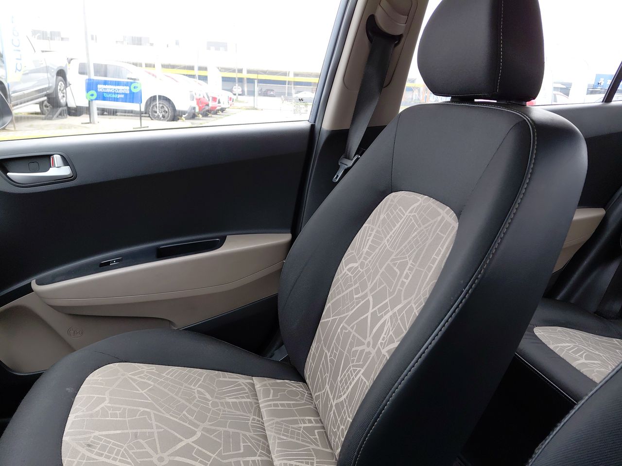 HYUNDAI - 21