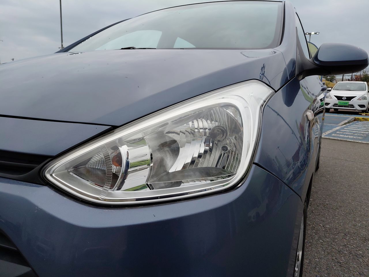 HYUNDAI - 9
