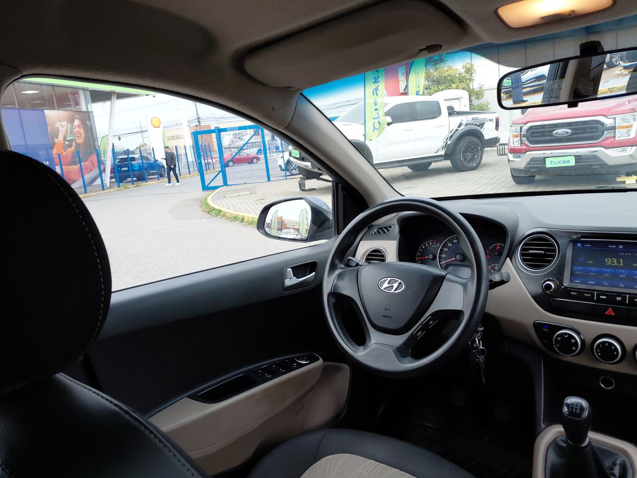 HYUNDAI - 6