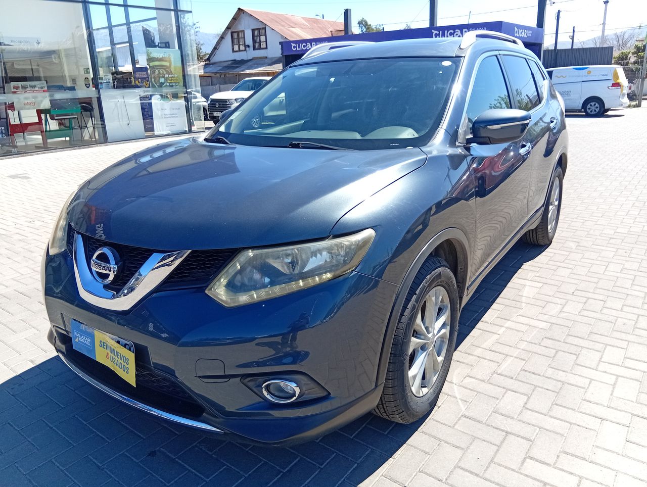 NISSAN - 3