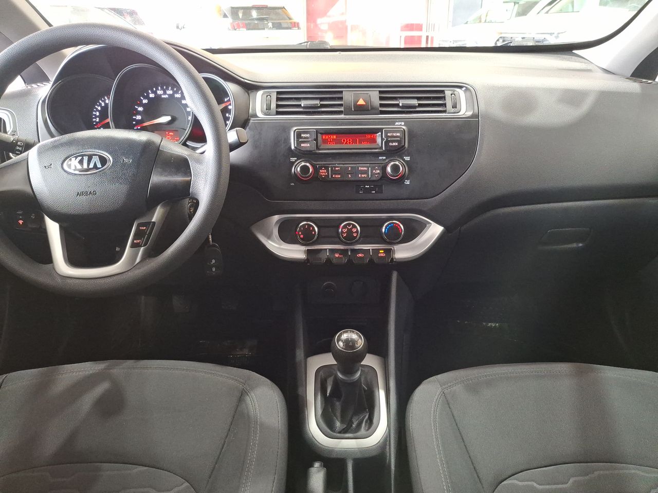 KIA - 30