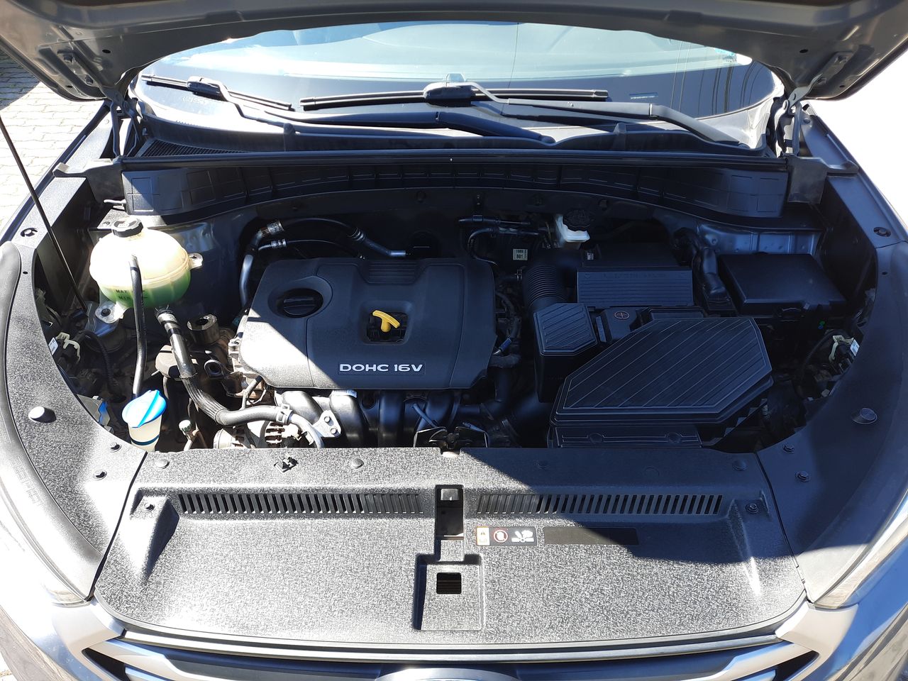 HYUNDAI - 18