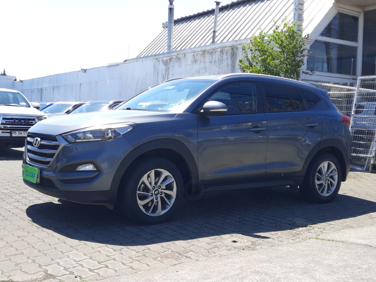 HYUNDAI - 3
