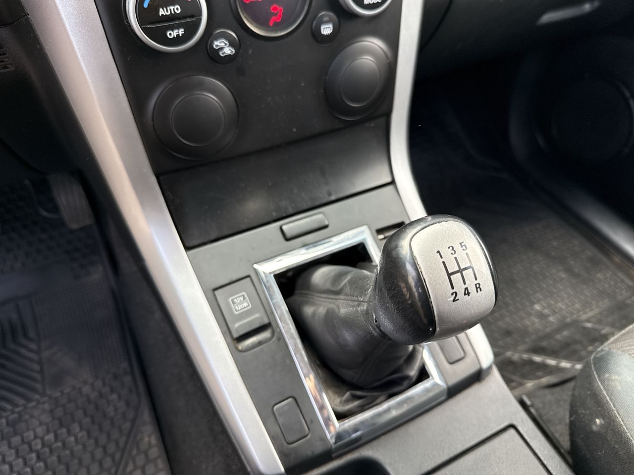 SUZUKI - 23