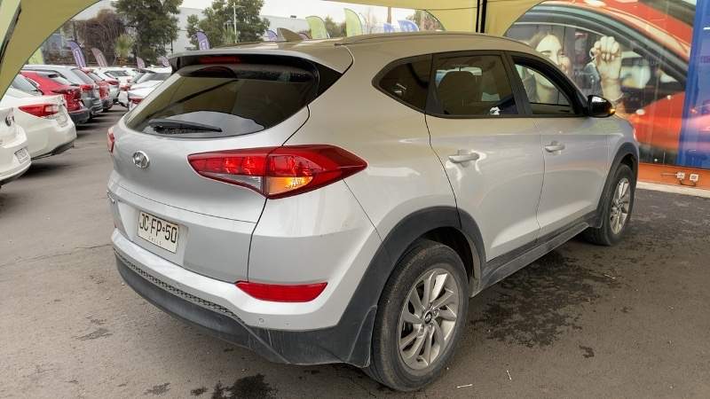 HYUNDAI - 4