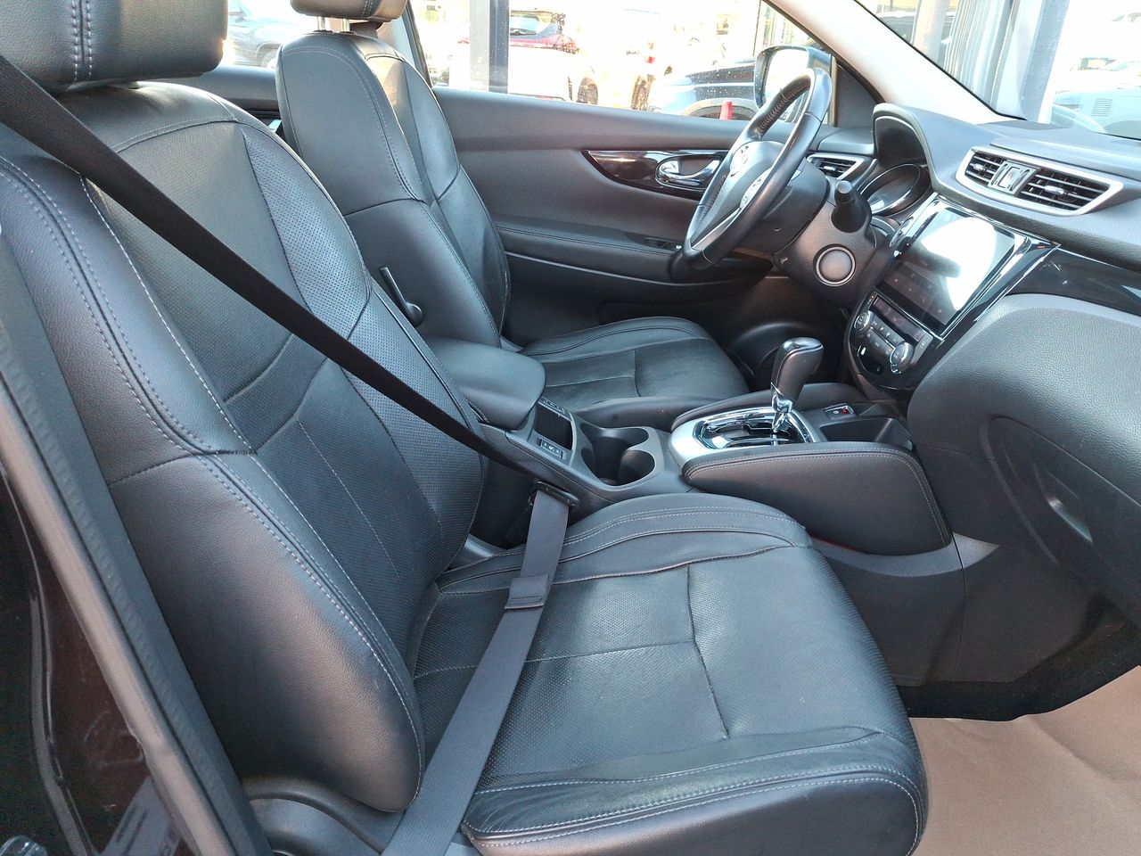 NISSAN - 34