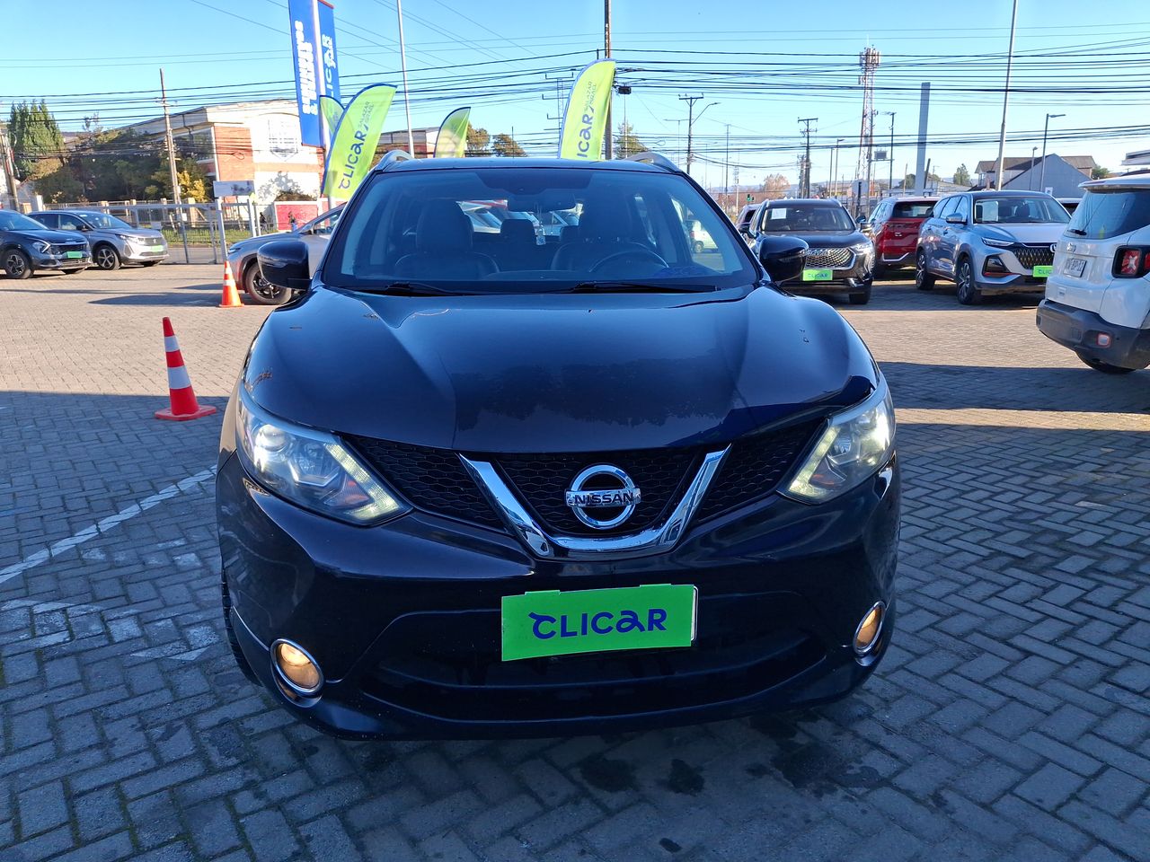 NISSAN - 2