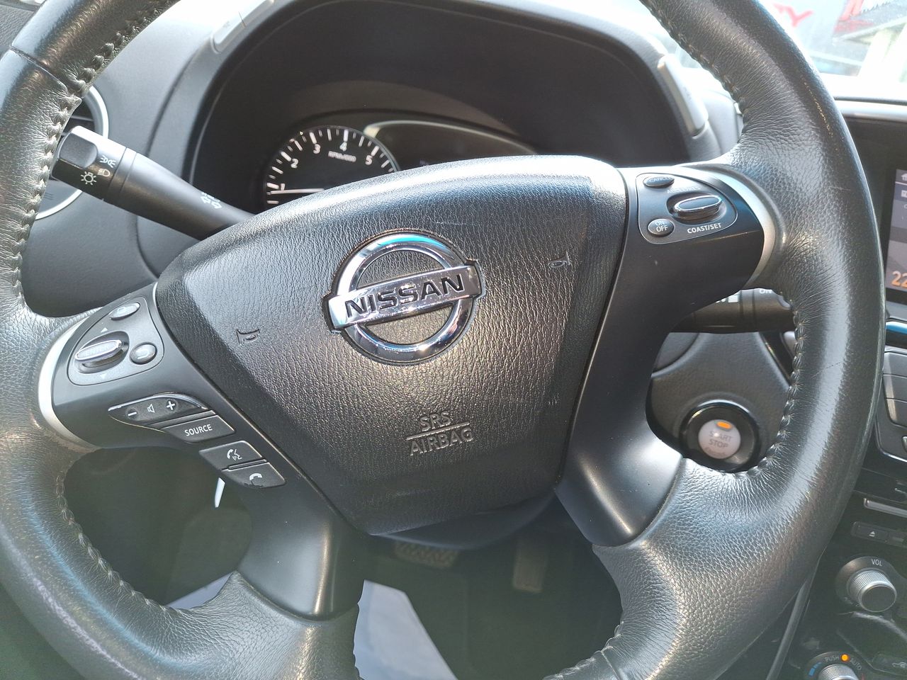 NISSAN - 25