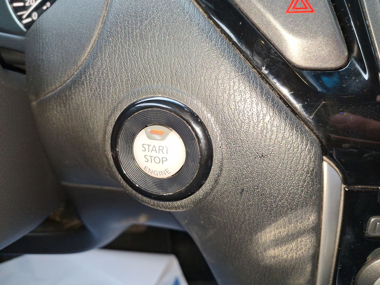 NISSAN - 35