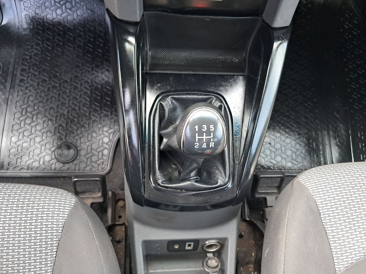 FORD - 21