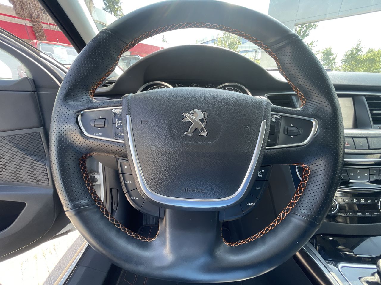 PEUGEOT - 24