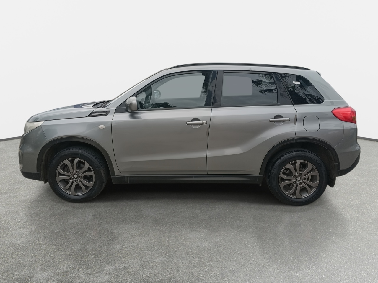 SUZUKI - 4