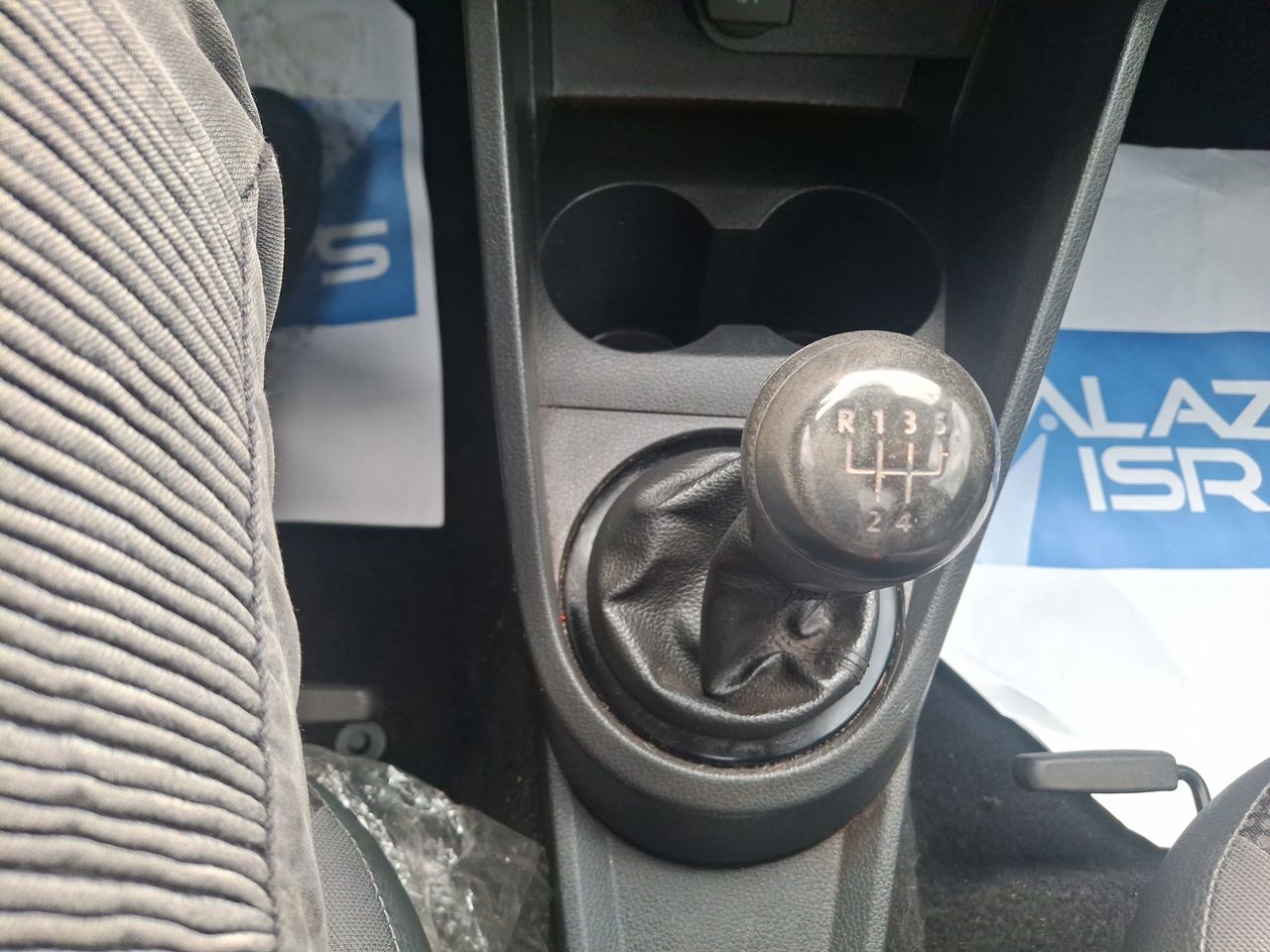 VOLKSWAGEN - 23