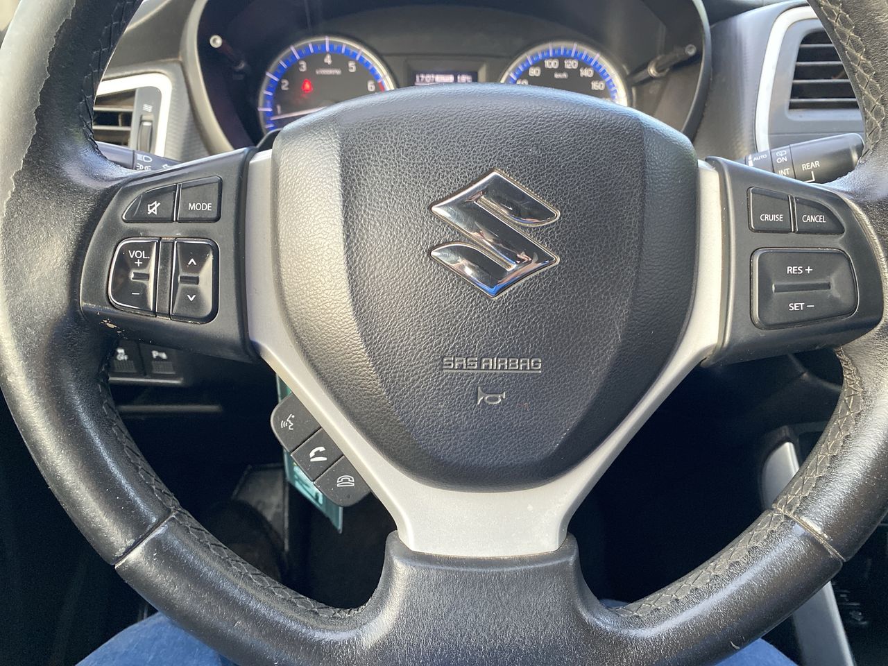SUZUKI - 18