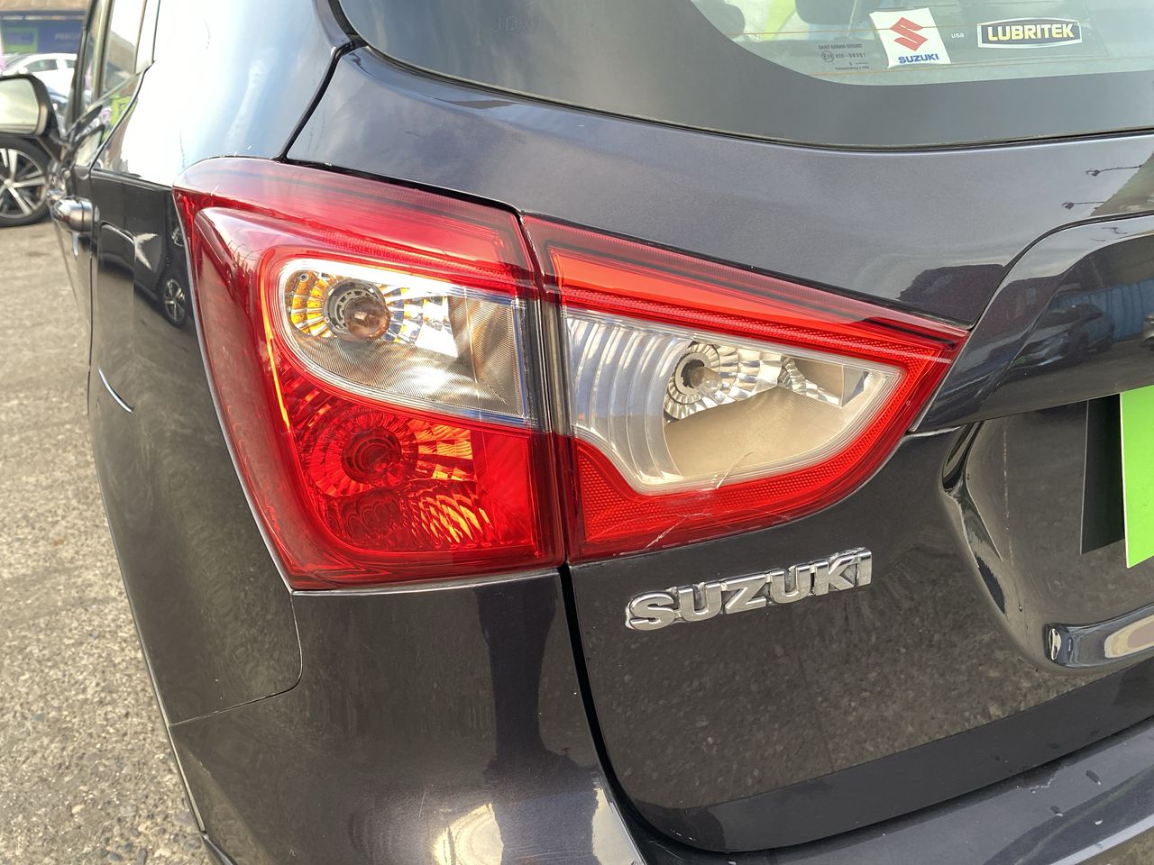 SUZUKI - 12