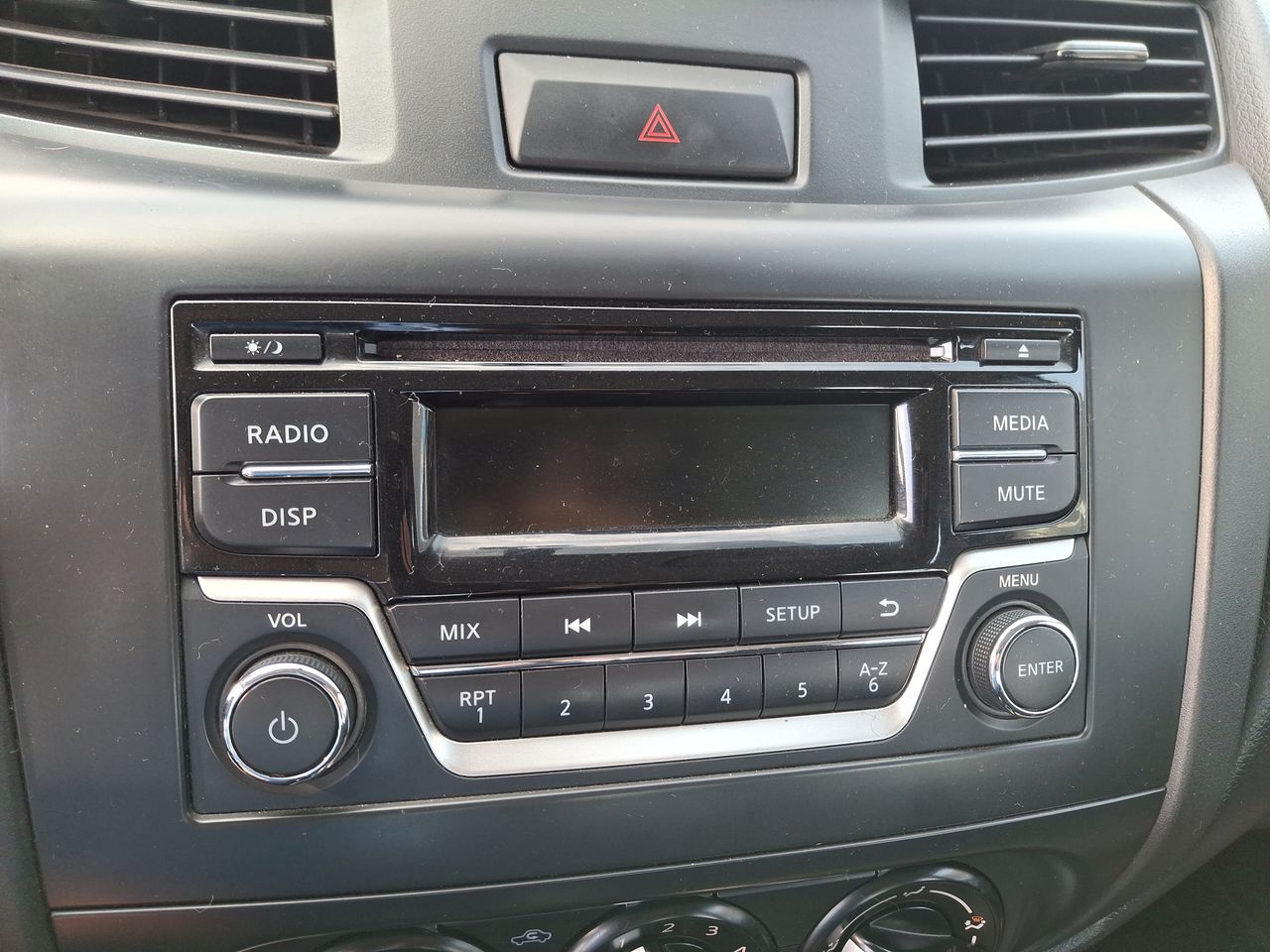 NISSAN - 25