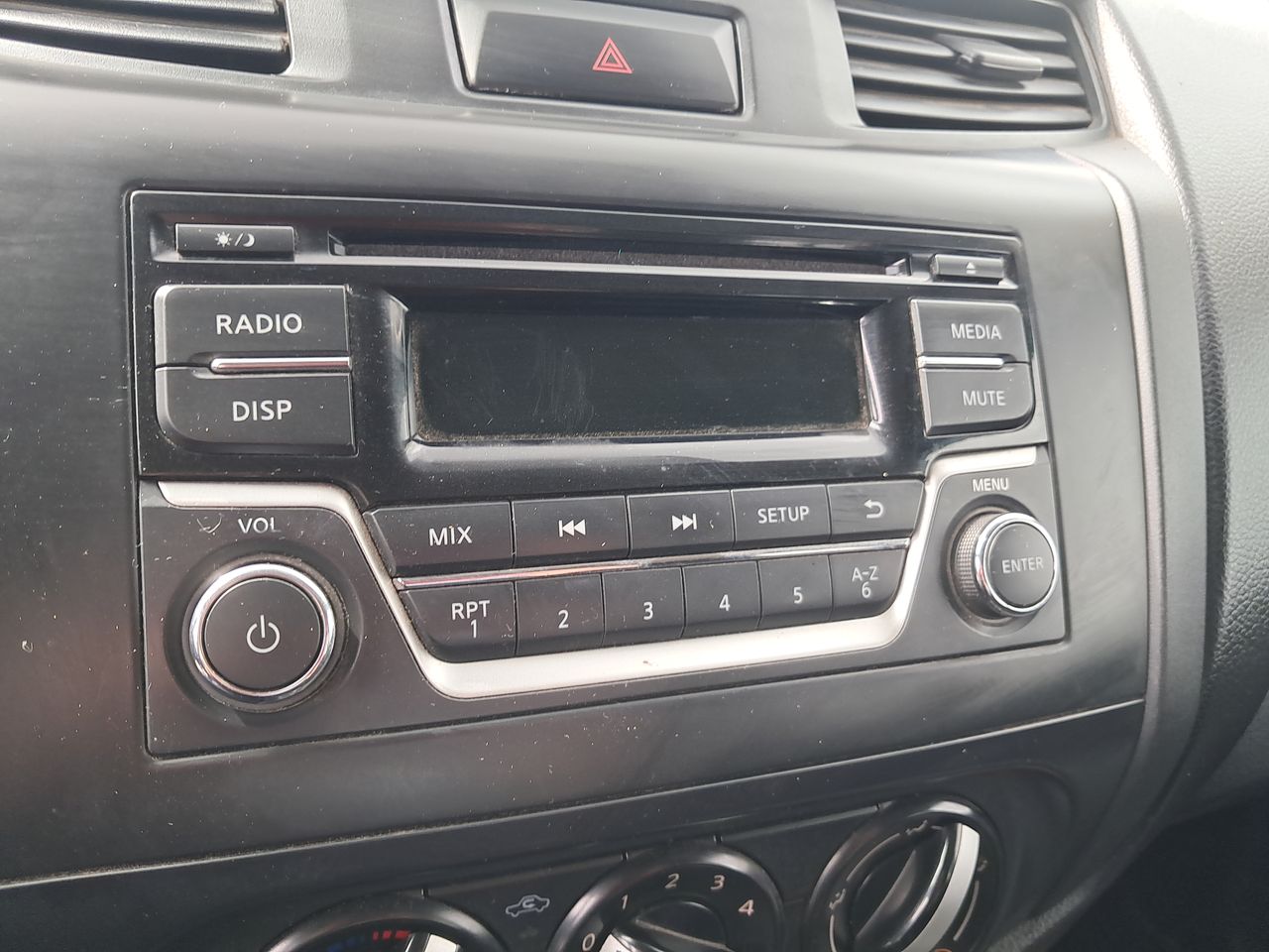 NISSAN - 26