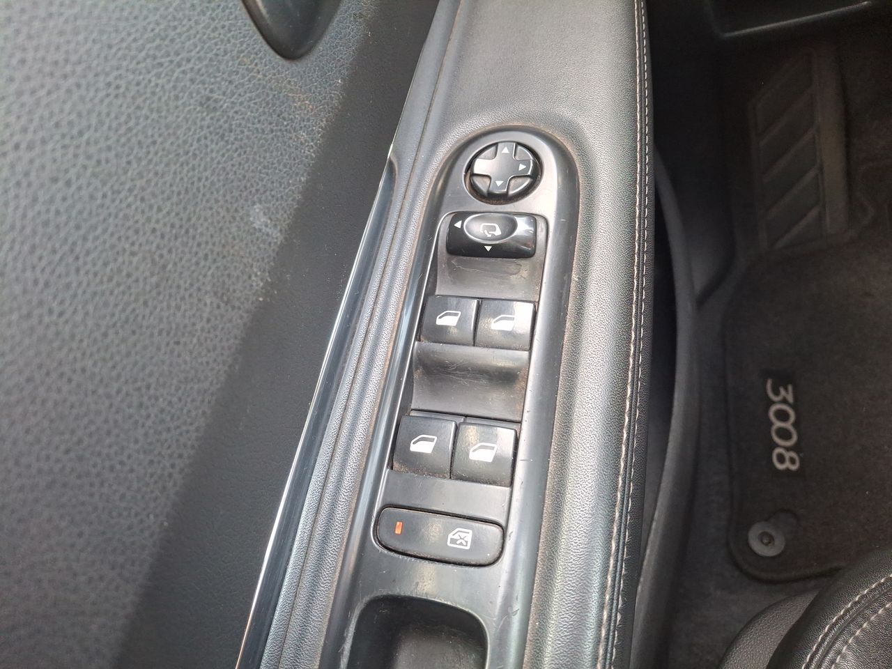 Peugeot 3008 — foto 22 de 29