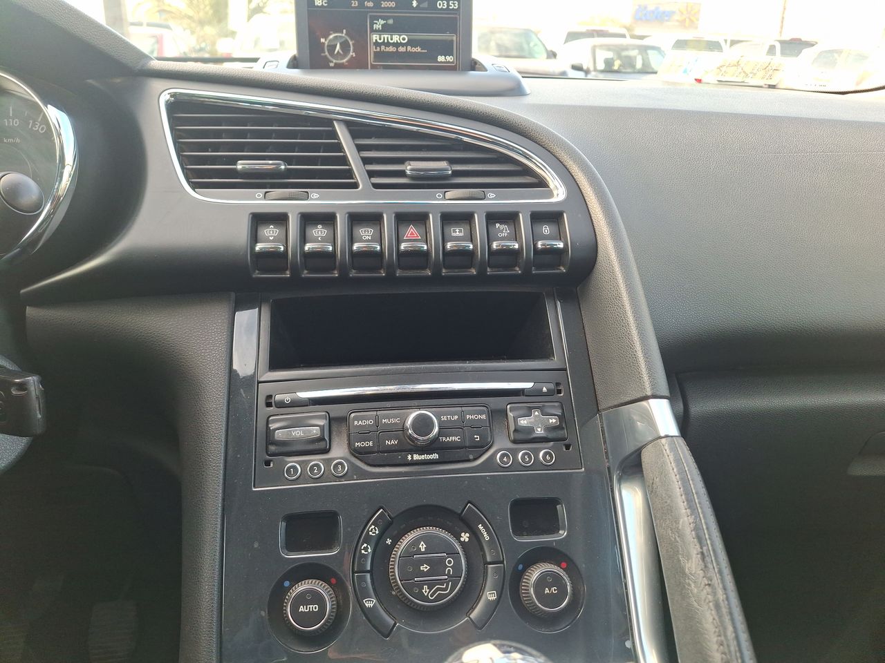 Peugeot 3008 — foto 25 de 29