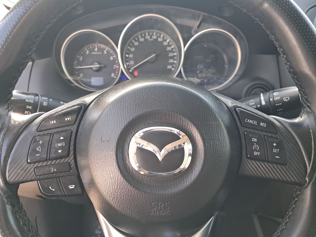 MAZDA - 17