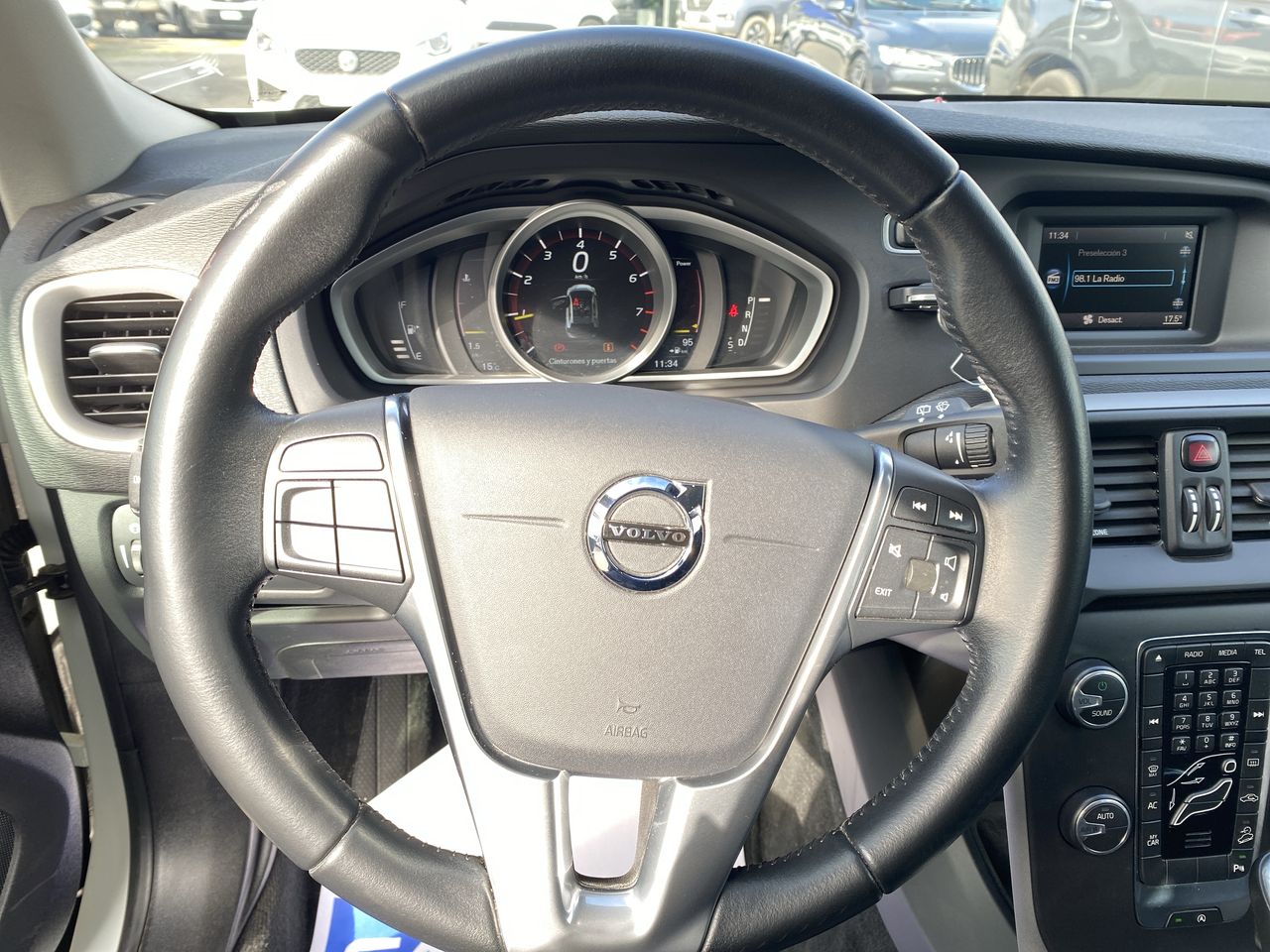 VOLVO - 24