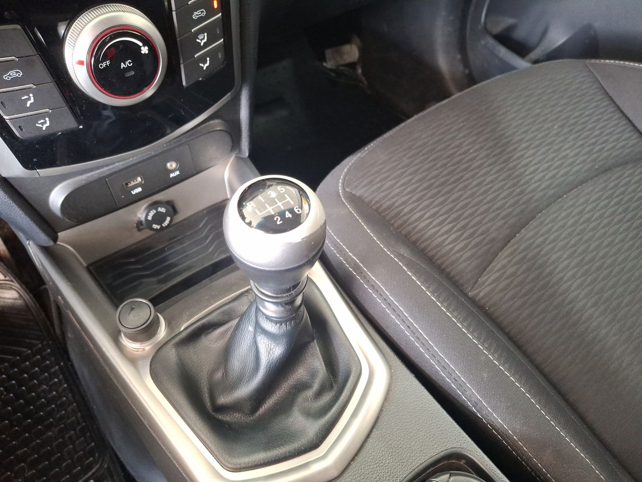 SSANGYONG - 29