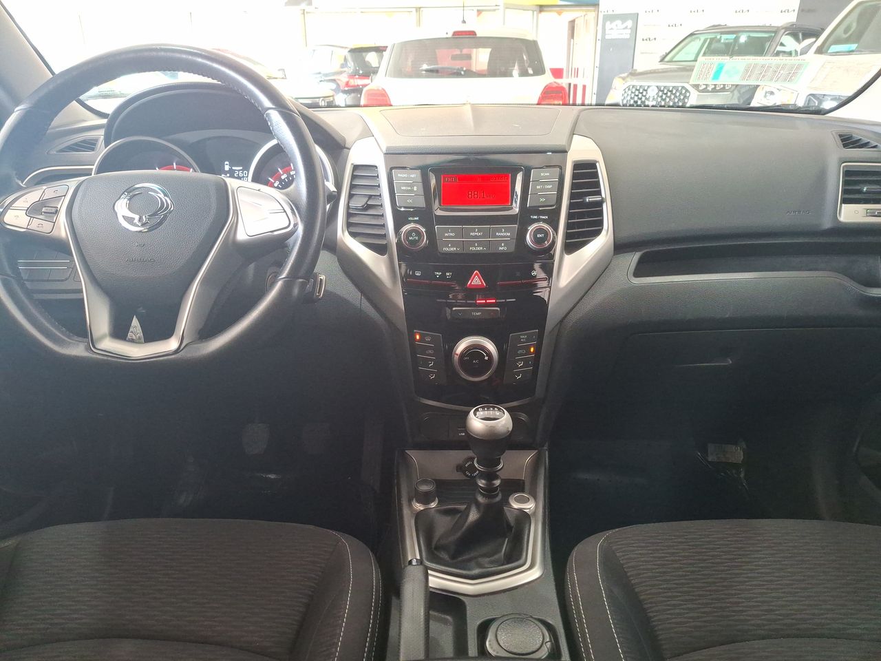 SSANGYONG - 30