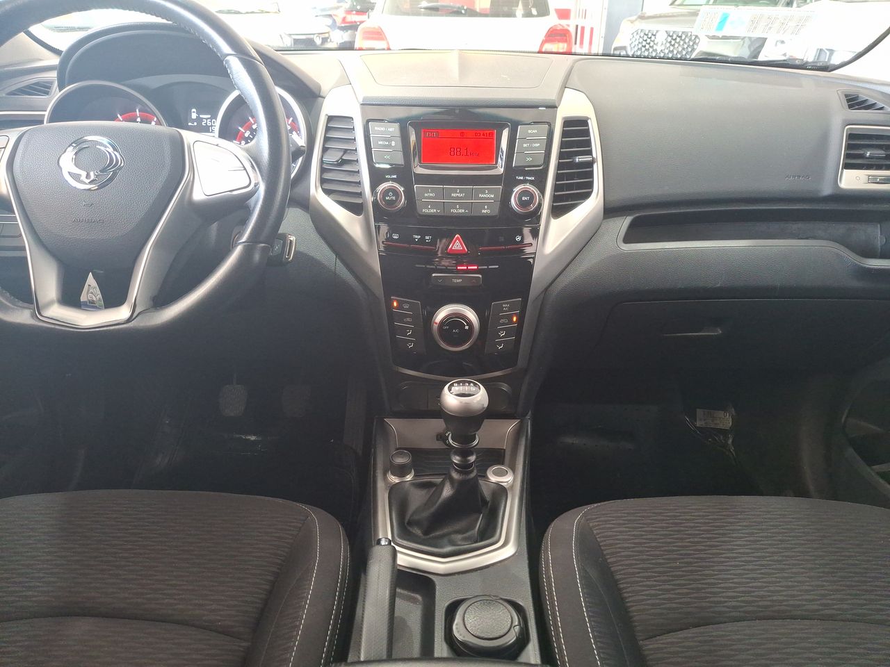 SSANGYONG - 9