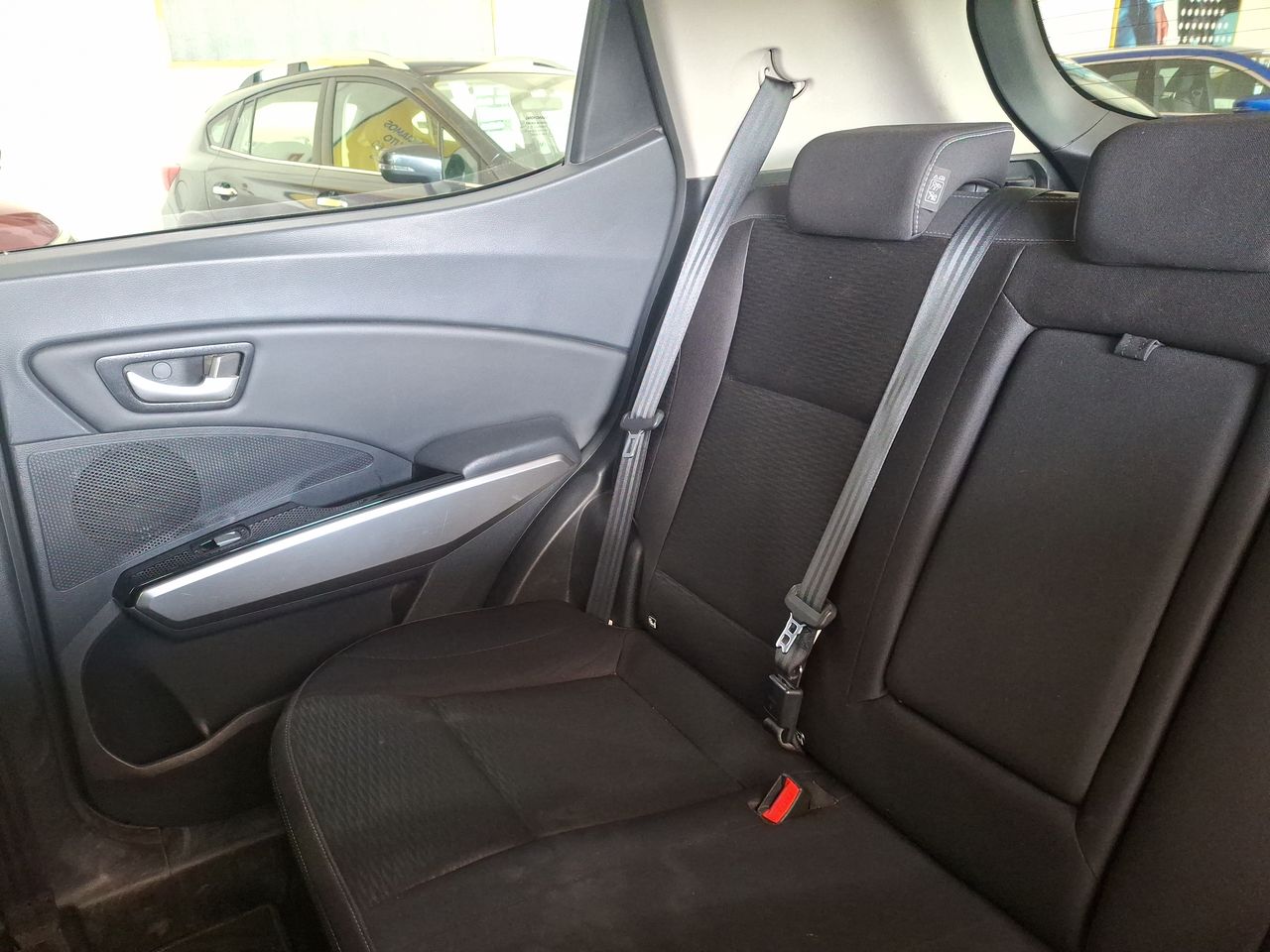 SSANGYONG - 12