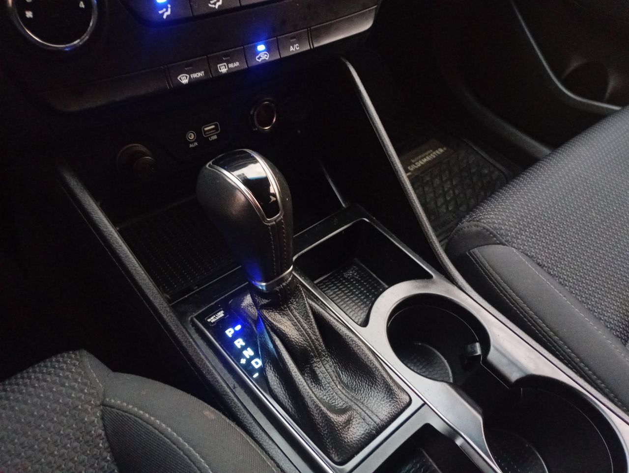 HYUNDAI - 22
