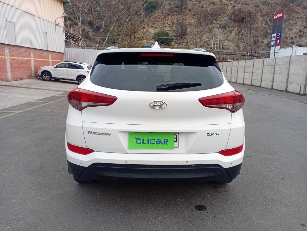 HYUNDAI - 6