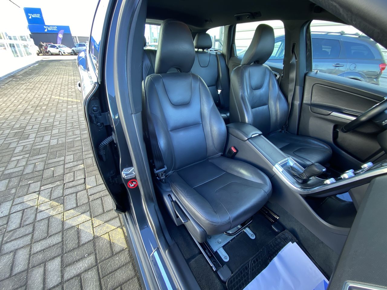 VOLVO - 31